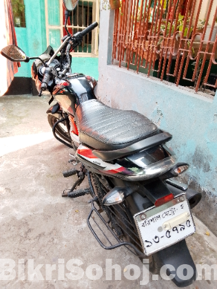 বাজাজ ডিসকাভার ১১০ সিসি